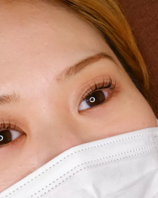 Eyelash Lift & Tint – 90 min